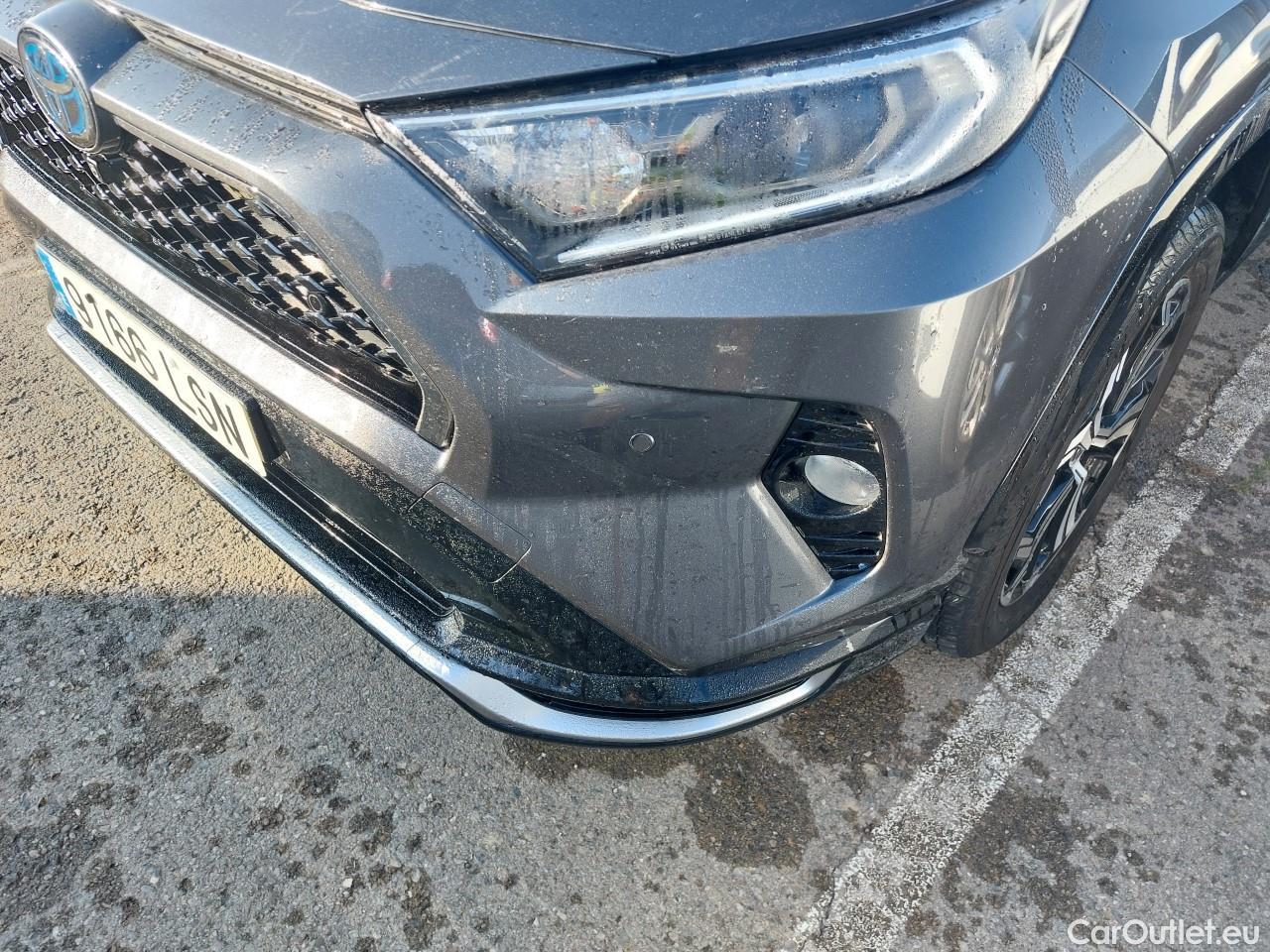  Toyota  RAV4 TOYOTA  / 2018 / 5P / todoterreno 2.5l PLUG-IN 300PH (e-CVT) Style Plus #3