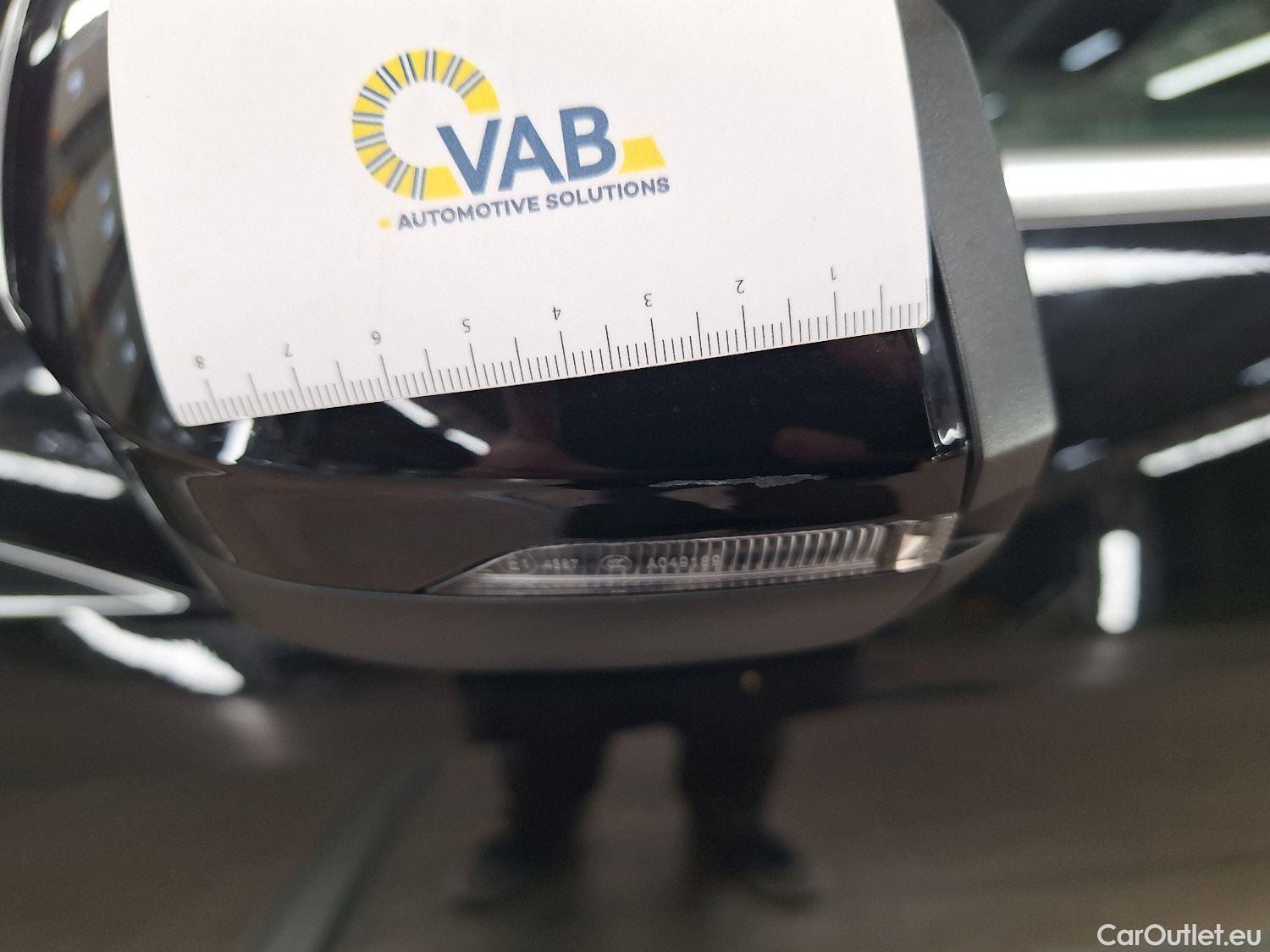  Audi  Q3 Audi,  SB '19, Audi  Sportback 35 TDI S tronic 5d #23