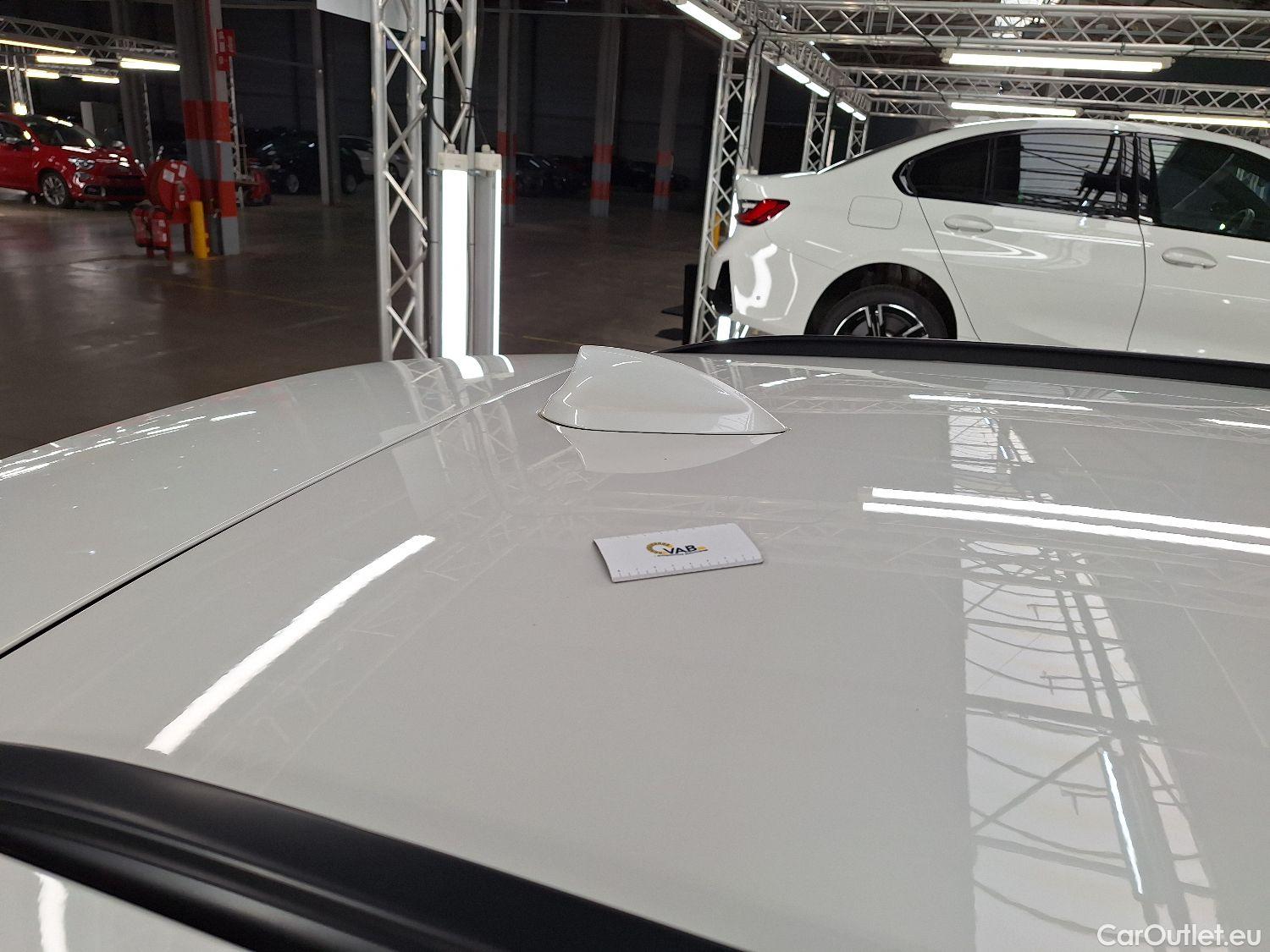  Bmw  X1 BMW,  FL'19, BMW  sDrive18iA (103 kW) 5d #3