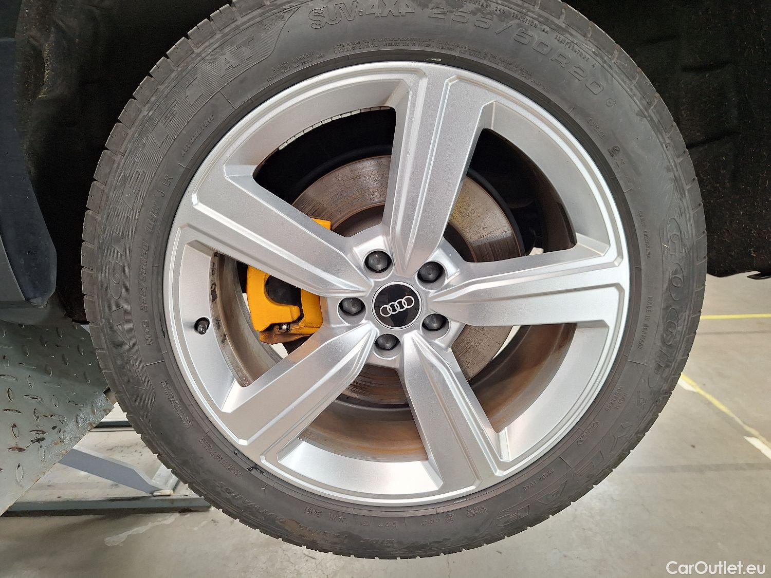  Audi  E-TRON Audi,  SB '19 BEV, Audi  Sportback 55 Quattro S-Line 5d #11