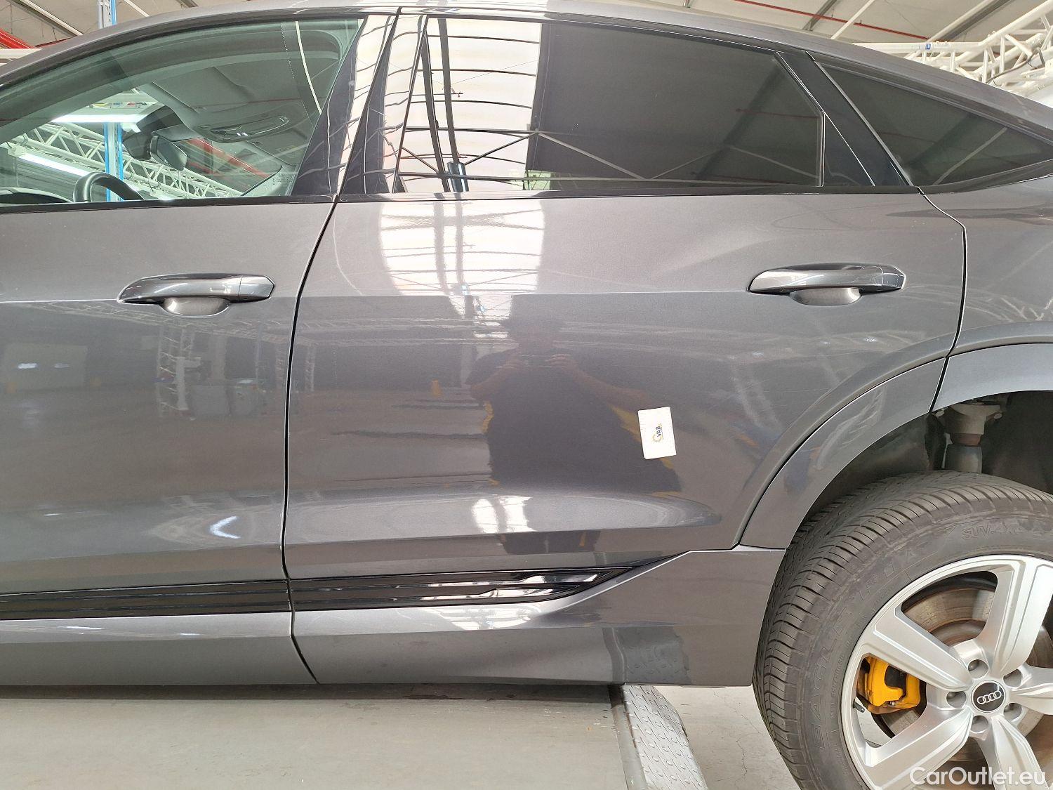  Audi  E-TRON Audi,  SB '19 BEV, Audi  Sportback 55 Quattro S-Line 5d #23