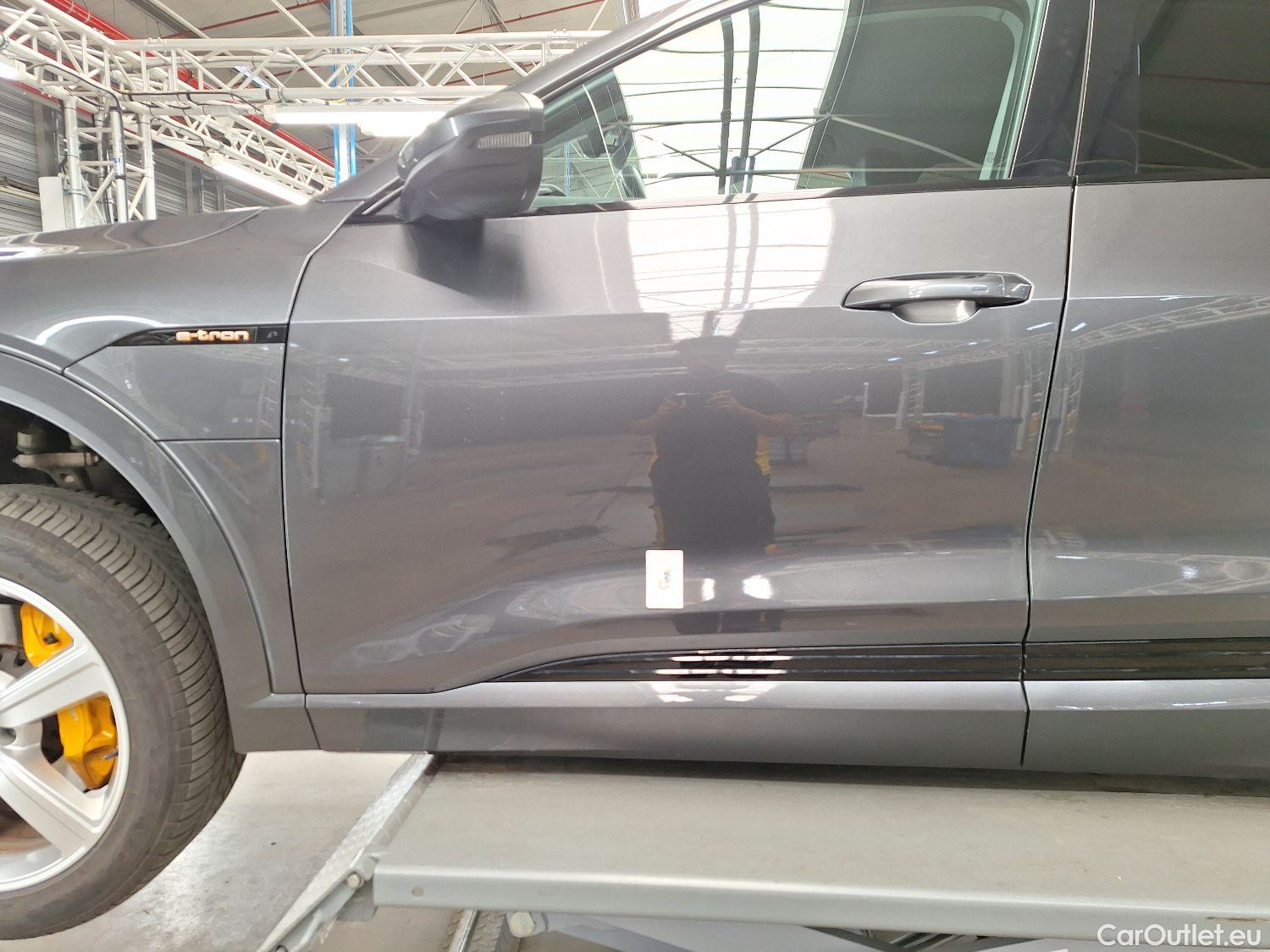  Audi  E-TRON Audi,  SB '19 BEV, Audi  Sportback 55 Quattro S-Line 5d #26