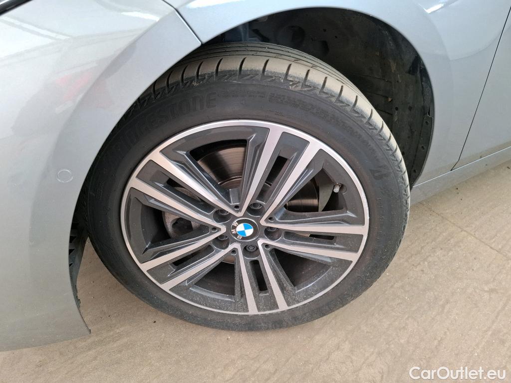  Bmw  Serie 1 BMW Série 1 / 2019 / 5P / Berline 116i DKG7 Business Design #17