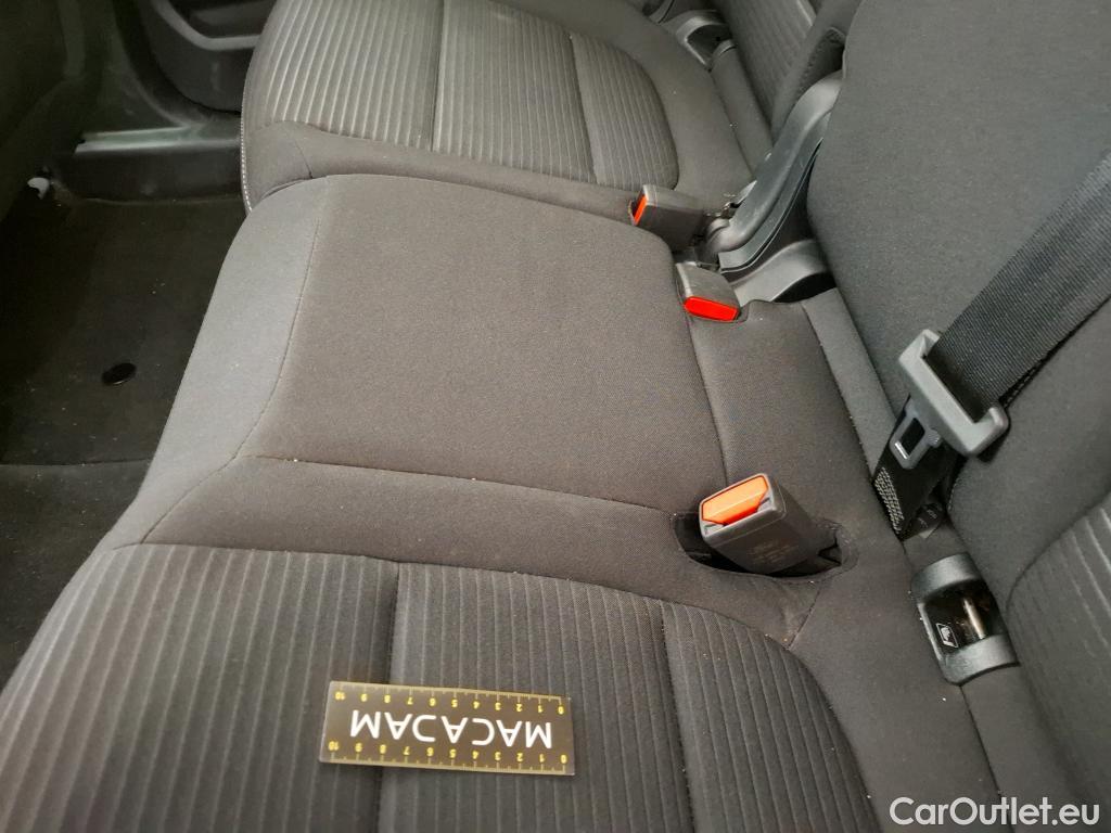  Ford  Kuga FORD  / 2019 / 5P / SUV 2.5 190 hybrid Flexifuel Pshift Titanium #28