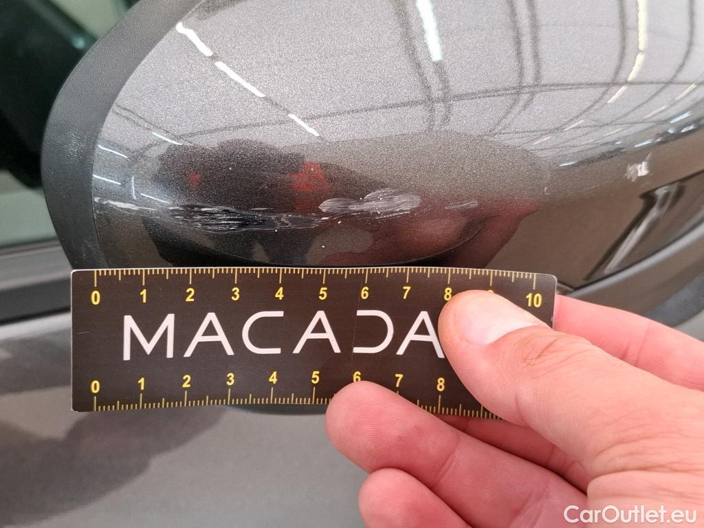  Ford  Kuga FORD  / 2019 / 5P / SUV 2.5 190 hybrid Flexifuel Pshift Titanium #30