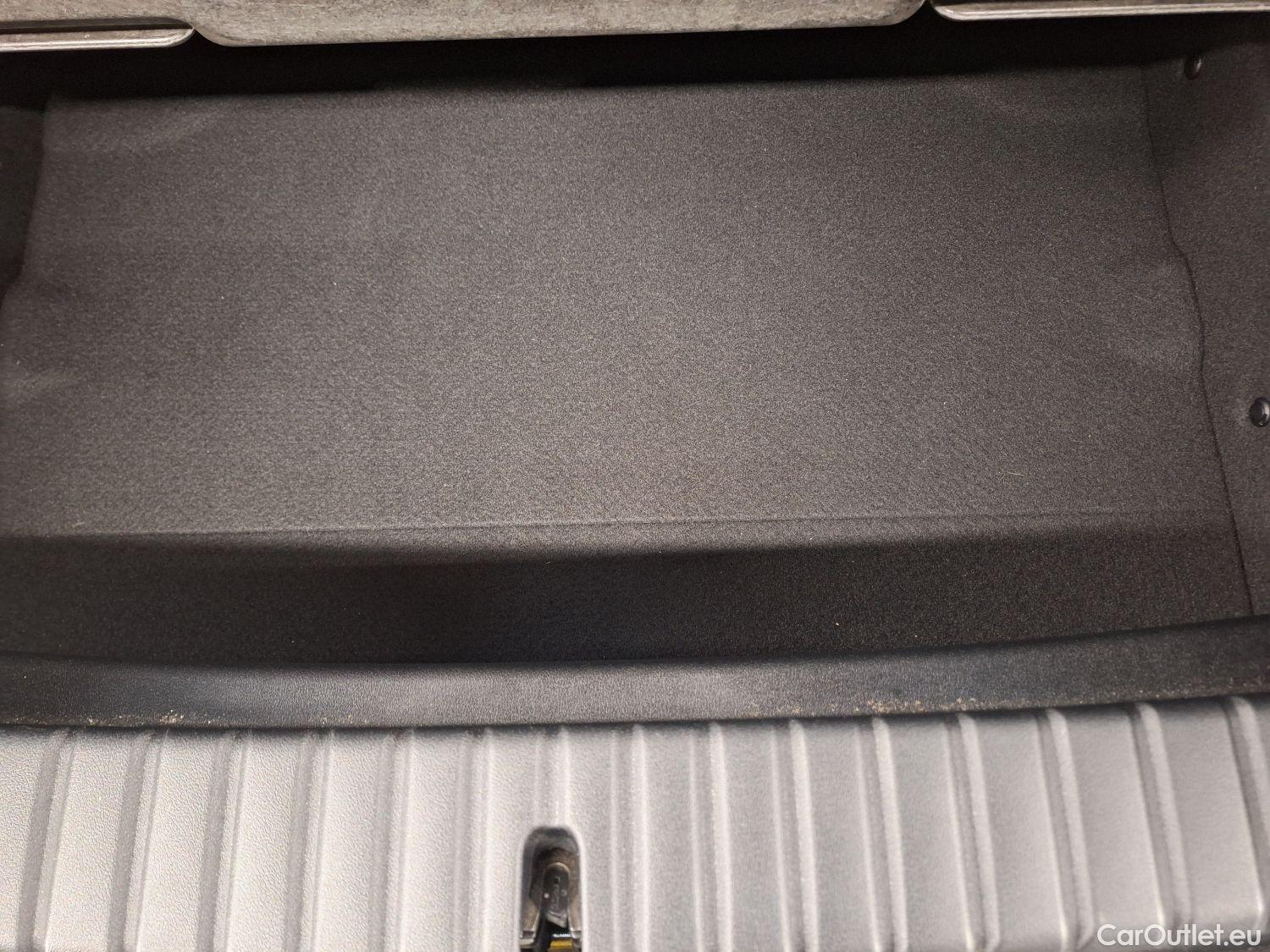  Bmw  Serie 1 BMW, 1-serie '19, BMW 1 Reeks Hatch 116dA (85 kW) 5d #2