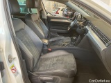  Volkswagen  Passat 2.0 TDI 4Motion R-Line GT Executive Drag Paket IQ.Light Cockpit Värmare #7