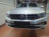 Volkswagen  Passat Variant 2.0 TDI SCR Business Manual Diesel  56 #35