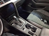  Volkswagen  Passat Variant 2.0 TDI SCR DSG Elegance Automatic Diesel  57 #21