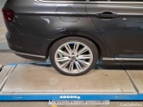  Volkswagen  Passat Variant 2.0 TDI SCR DSG Elegance Automatic Diesel  57 #48