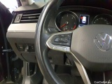  Volkswagen  Passat Variant 2.0 TDI SCR DSG Business Automatic Diesel  65 #16