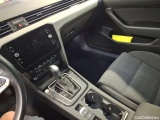  Volkswagen  Passat Variant 2.0 TDI SCR DSG Business Automatic Diesel  92 #21