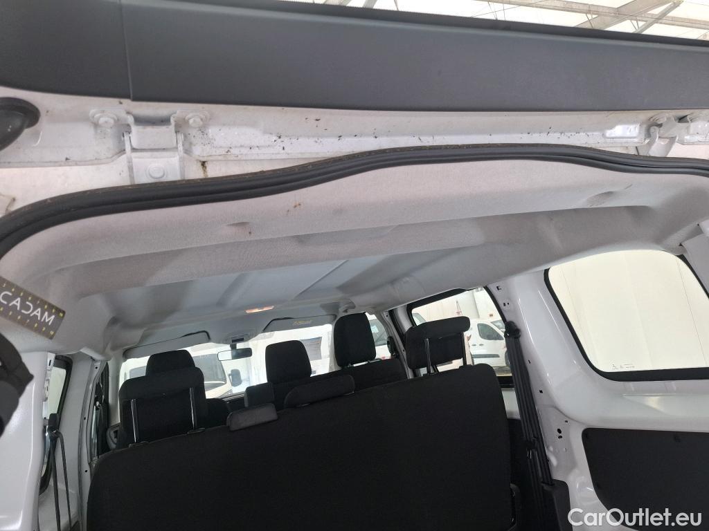  Citroen  Jumpy  Combi XS Elektromotor 50kWh BVA 9 Sieges #3