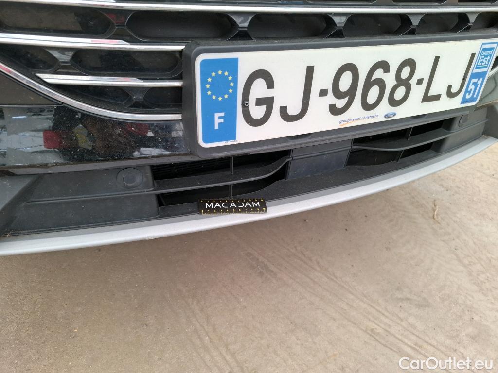  Ford  Kuga FORD  / 2019 / 5P / SUV 190 Hybrid I-AWD(FHEV) Powershi Titanium #11