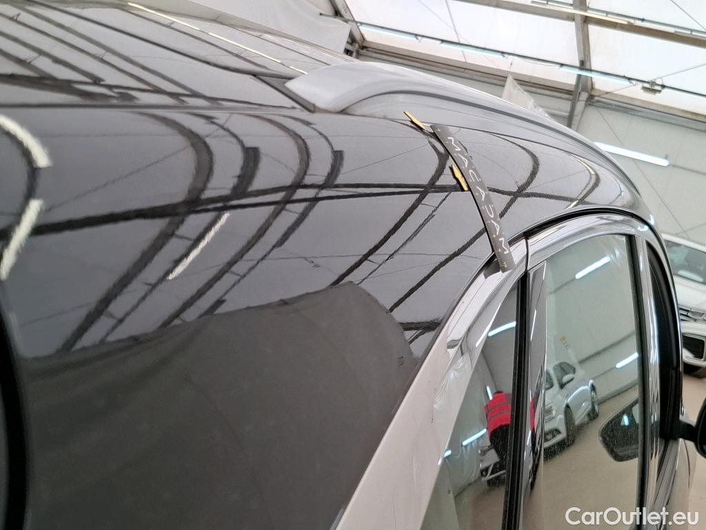  Ford  Kuga FORD  / 2019 / 5P / SUV 190 Hybrid I-AWD(FHEV) Powershi Titanium #26