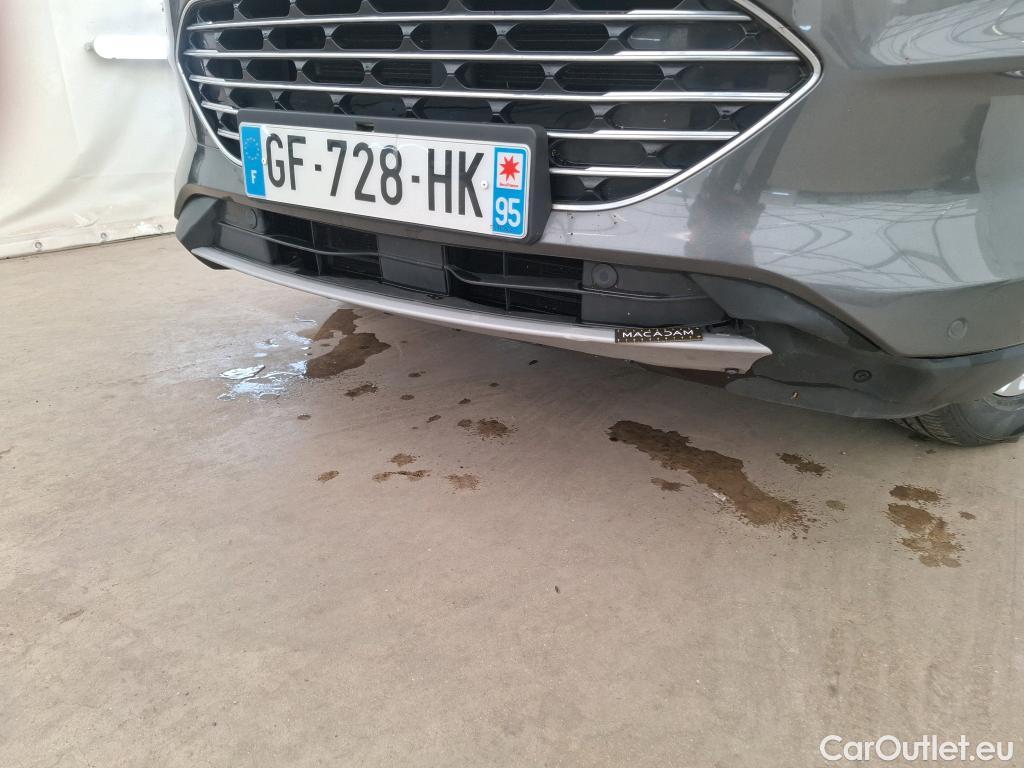  Ford  Kuga  Titanium Plug-In Hybrid 2.5 225CV BVA1 E6dT #32