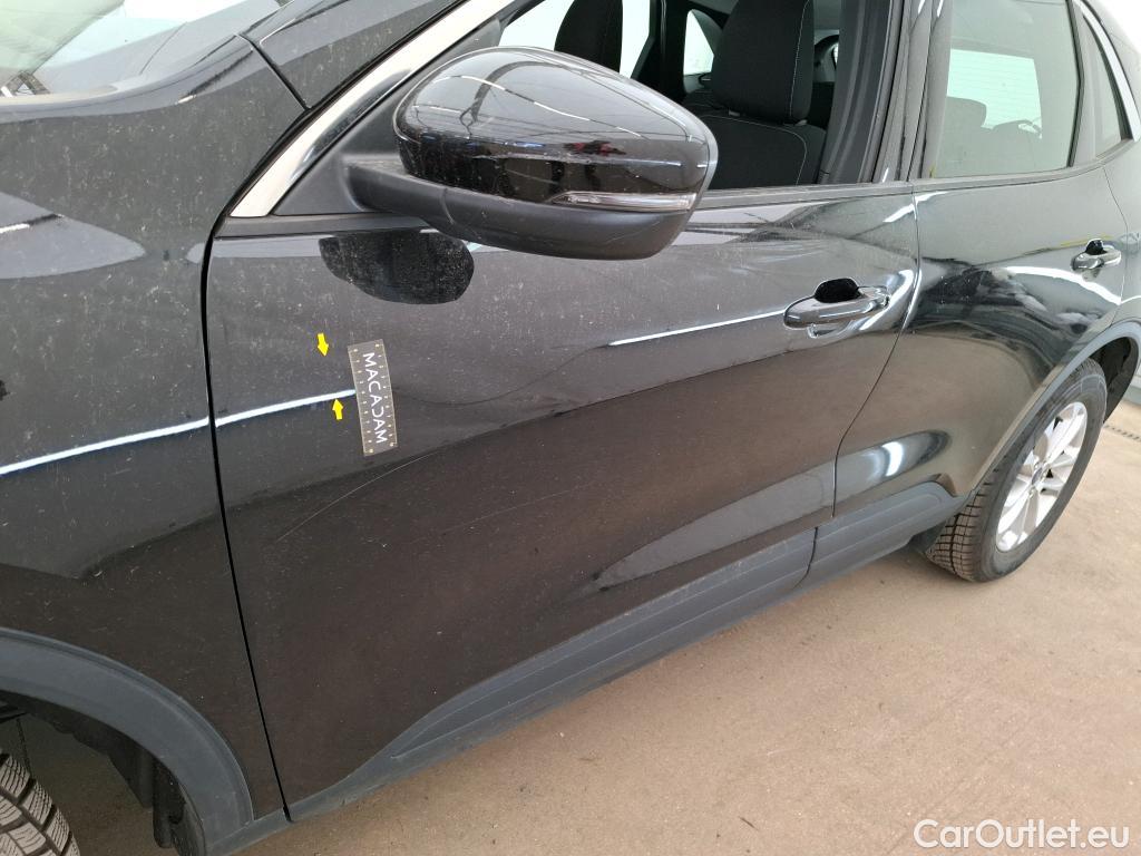  Ford  Kuga FORD  / 2019 / 5P / SUV 190 Hybrid I-AWD(FHEV) Powershi Titanium #7