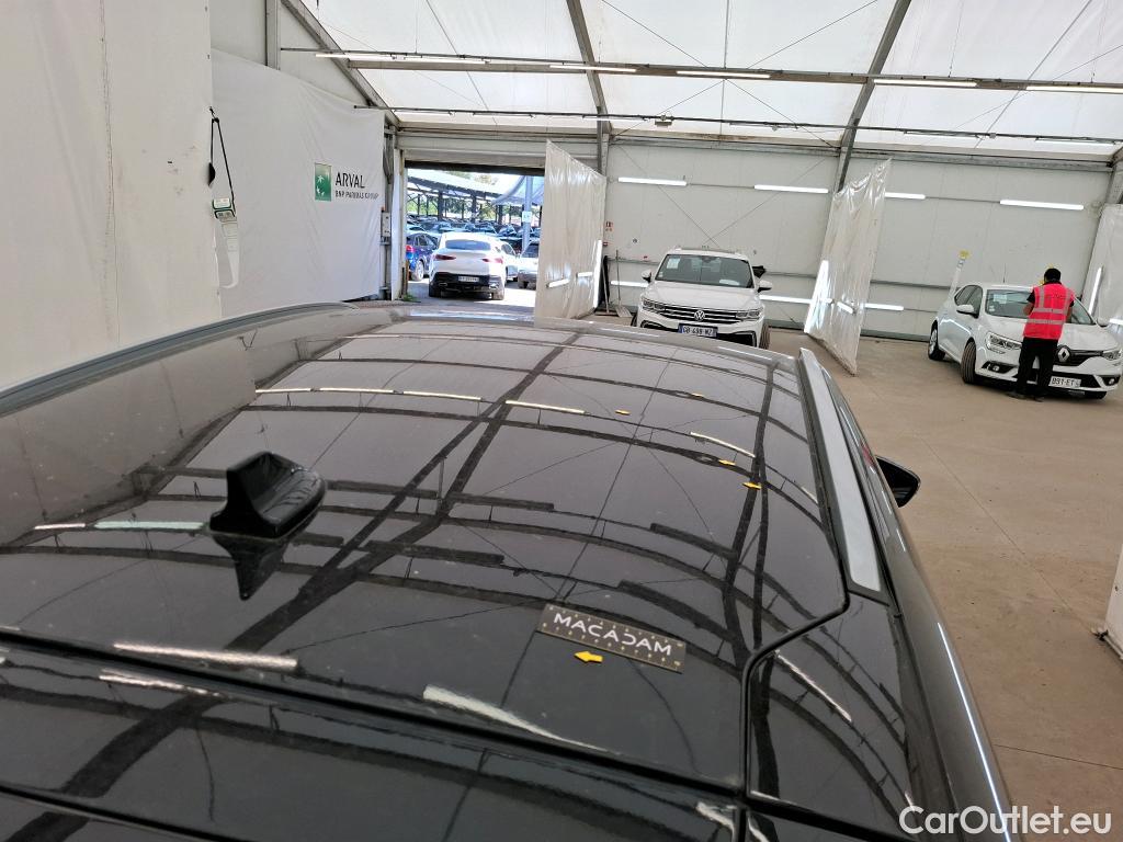  Ford  Kuga FORD  / 2019 / 5P / SUV 190 Hybrid I-AWD(FHEV) Powershi Titanium #1