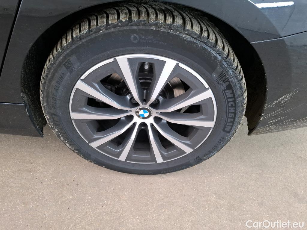  Bmw  Serie 3 BMW Série 3 Touring / 2022 / 5P / Break 318i 156ch Business Design BVA8 #7
