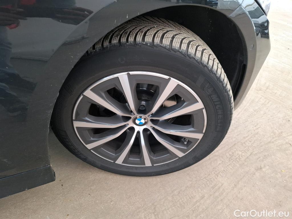  Bmw  Serie 3 BMW Série 3 Touring / 2022 / 5P / Break 318i 156ch Business Design BVA8 #12