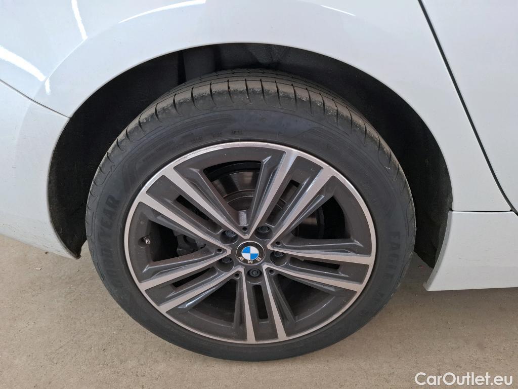  Bmw  Serie 1 BMW Série 1 / 2019 / 5P / Berline 116i DKG7 Business Design #17