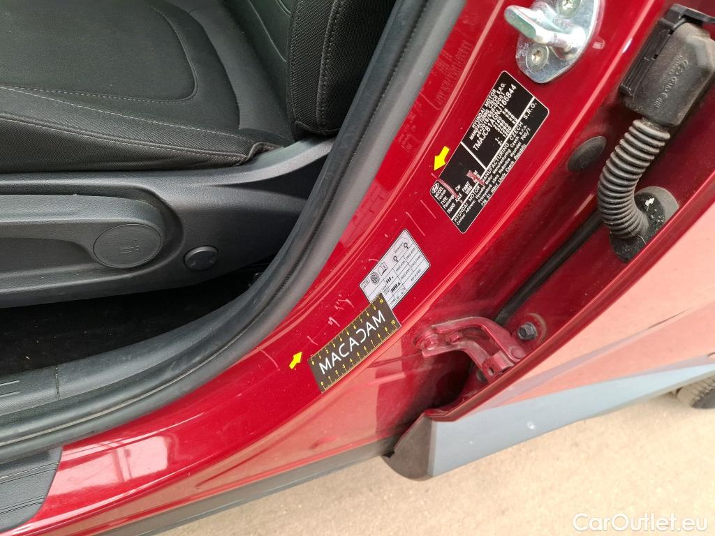 Hyundai  Tucson  Business Mild-Hybrid 2WD 1.6 CRDI 135CV BVA7 E6d #5