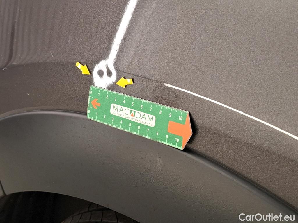  Citroen  C3 CITROEN  / 2016 / 5P / Berline PureTech 110 S&S BVM6 Shine Business #13