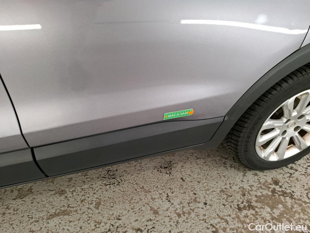  Opel  Crossland  X Elegance 1.2 Turbo 110CV BVM6 E6d #38