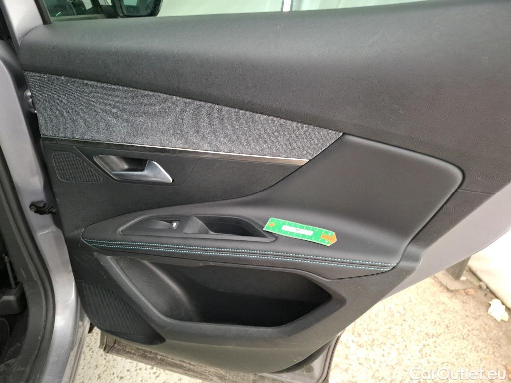  Peugeot  3008  Allure Pack 1.5 HDi 130CV BVA8 E6d #5