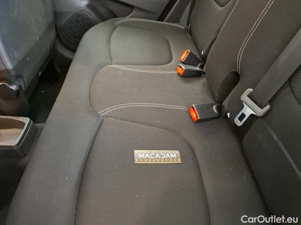  Renault  Captur  Business 1.5 dCi 110CV BVM6 E6 #31