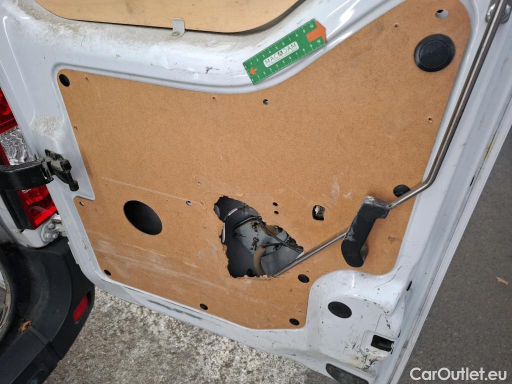  Renault  Master  III Fourgon L1H1 3 5 Grand Confort 2.3 dCi 135CV BVM6 E6dT #29