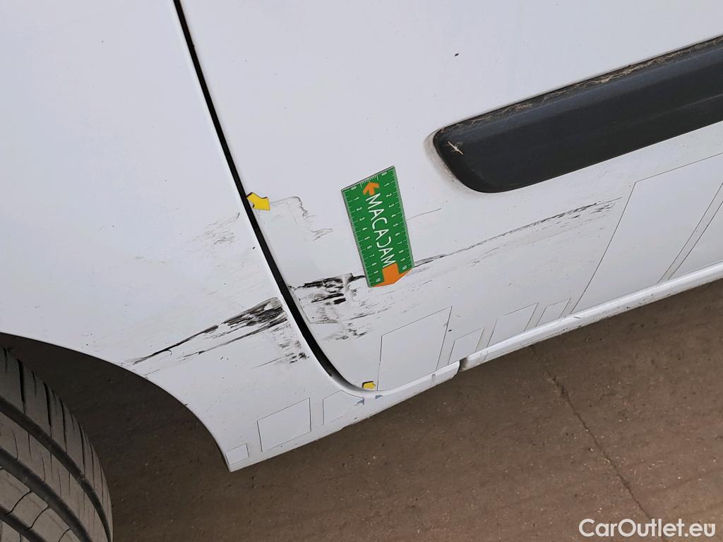  Renault  Kangoo  II Express Grand Confort (L1) 1.5 dCi 80CV BVM6 E6dT #17