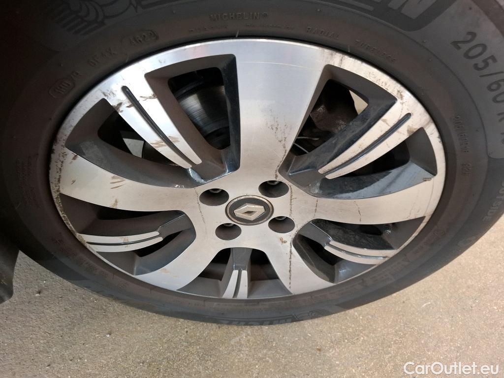  Renault  Captur  Business 1.5 dCi 110CV BVM6 E6 #35