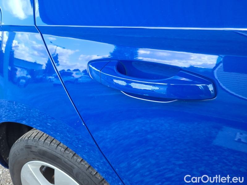  Skoda  Fabia  Combi (2015)  Com.1.0TSI 70 Ambition #27