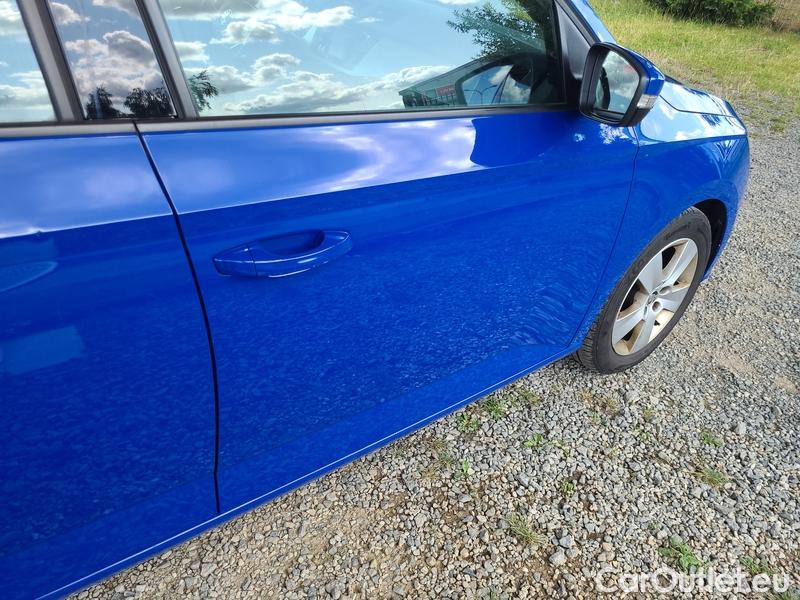  Skoda  Fabia  Combi (2015)  Com.1.0TSI 70 Ambition #25