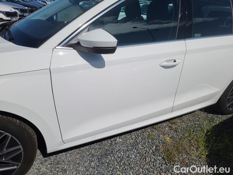  Skoda  Octavia  Combi (NX3)(2020) Oct.Combi 1.5TSI 110 Style #4