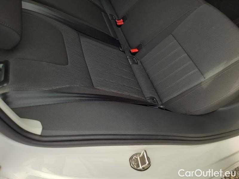  Skoda  Octavia  Combi  (5E5)(03.2017->)  Com TDI 110 Style AT #5