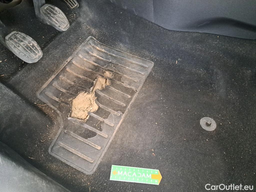 Peugeot  208  Premium 1.5 HDi 100CV BVM6 E6d #1