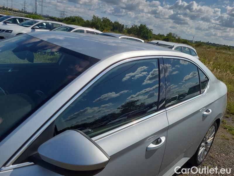  Skoda  Superb  2 (2008) Supe.2.0TDI 147 L&K 4x4 Aut #5