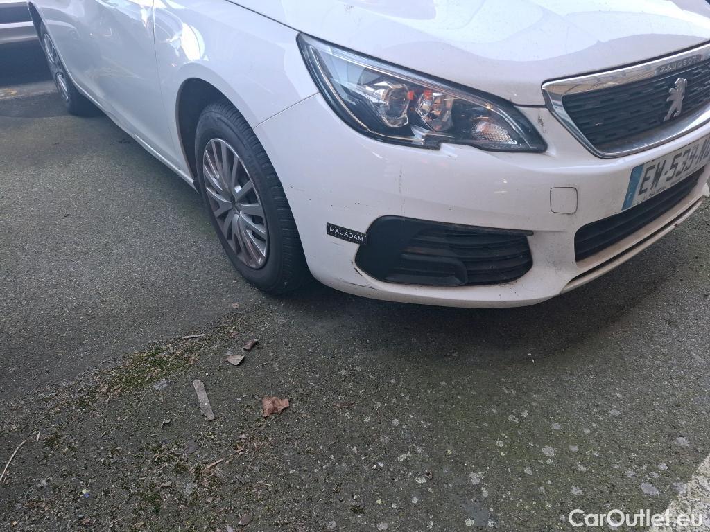  Peugeot  308 PEUGEOT  Affaire / 2017 / 5P / Berline 1.6 BLUEHDI 100 S&S PREMIUM #12