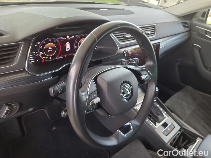  Skoda  Superb  Combi (3T5)(2010) Sup.C.FL2.0TDI 140 Sty. 4x4 AT #25