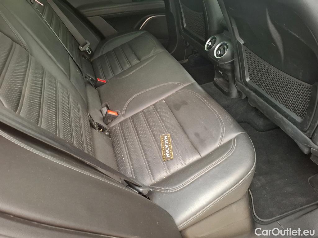  Alfa Romeo   STELVIO Stelvio Super Q4 2.2 JTDM 210CV BVA8 E6 #21