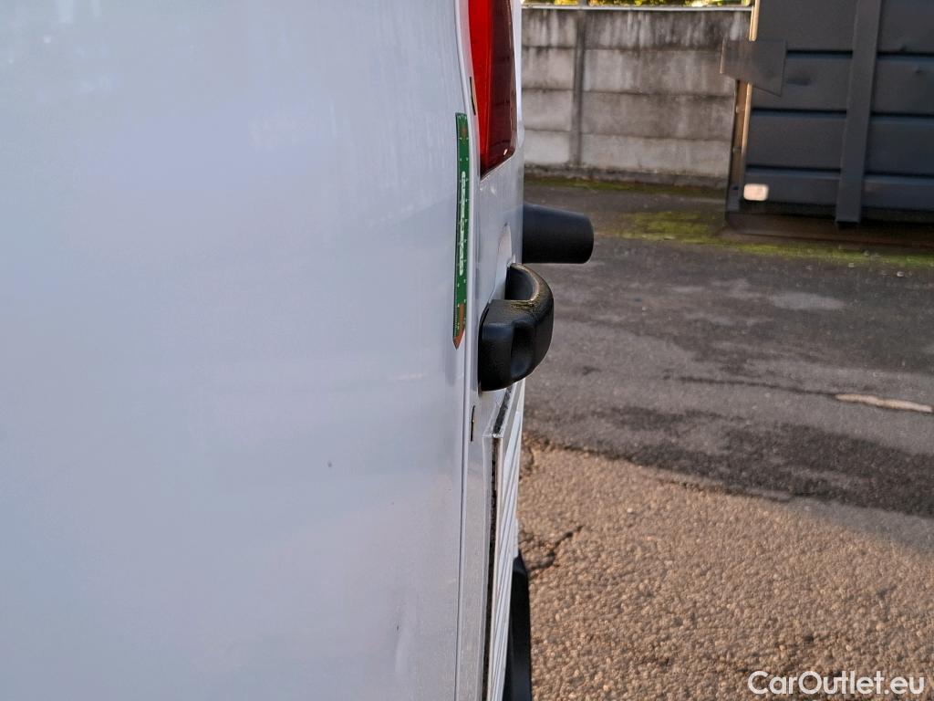  Renault  Master  Fourgon L2H2 3 5 Grand Confort dCi 135CV BVM6 E6dT #12