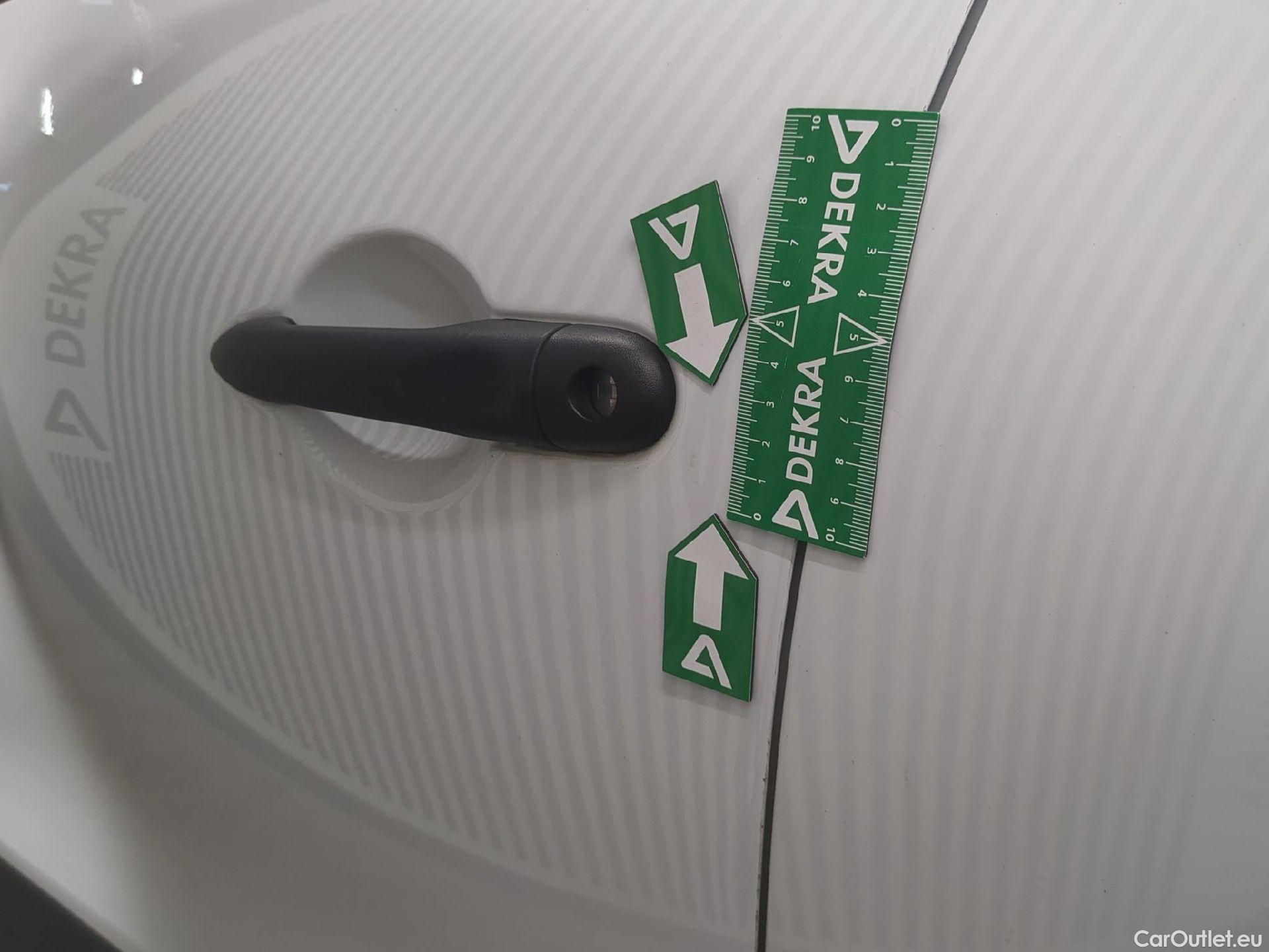  Renault  Clio  IV Air 1.5 dCi 75CV BVM5 E6 #27