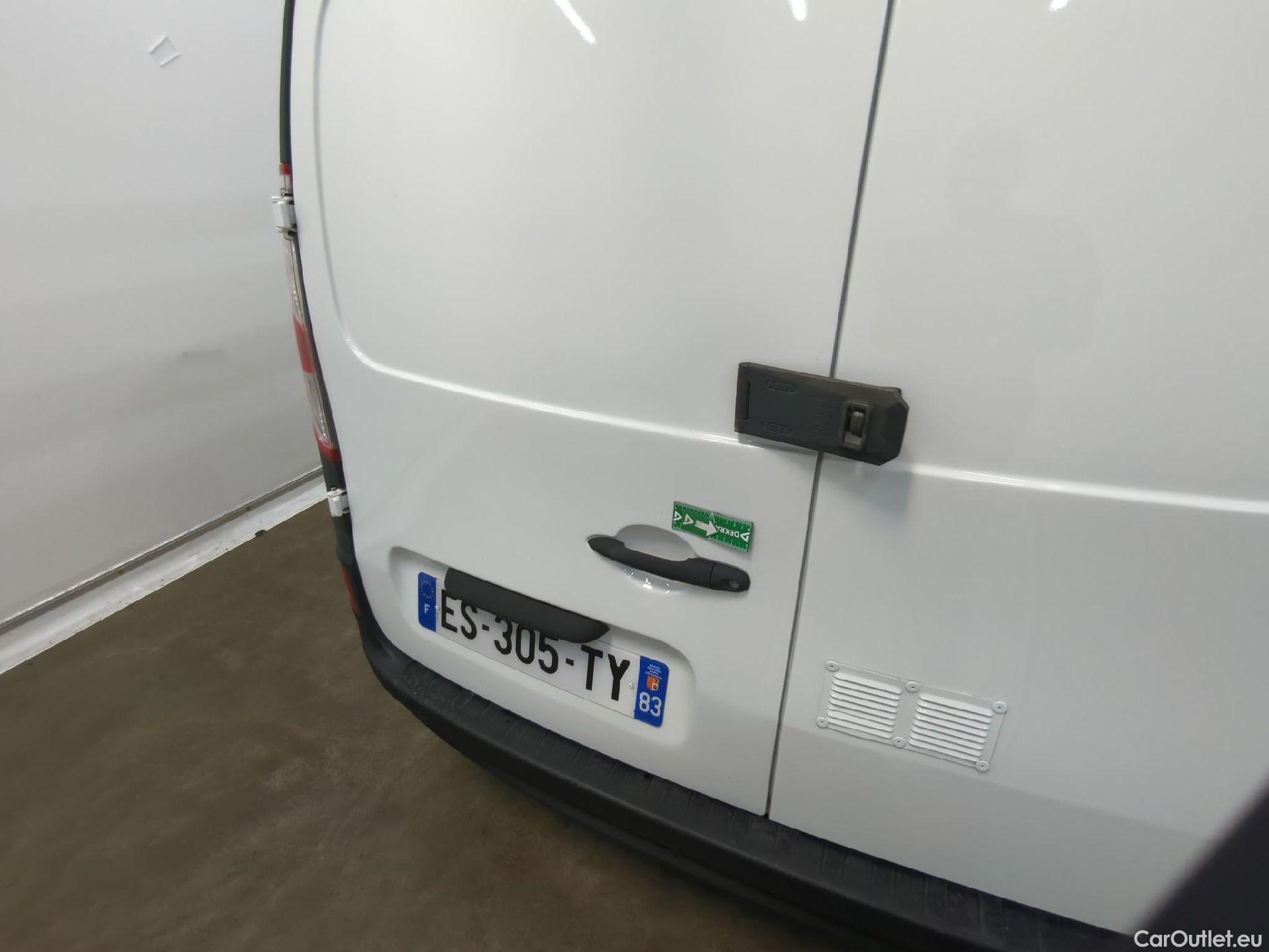  Renault  Kangoo  Express Grand Confort (L1) 1.5 dCi 90CV BVM5 E6 #30