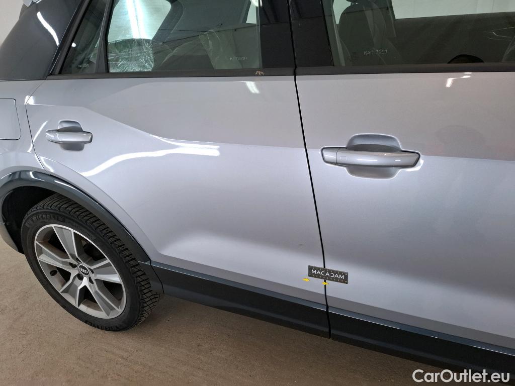 Audi  Q2 AUDI  / 2020 / 5P / SUV 35 TFSI 150 S Tronic Design Luxe #16