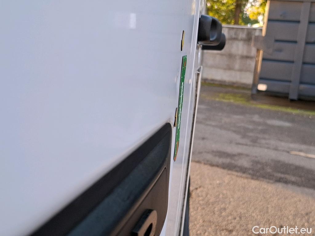  Renault  Master  Fourgon L2H2 3 5 Grand Confort dCi 135CV BVM6 E6dT #16