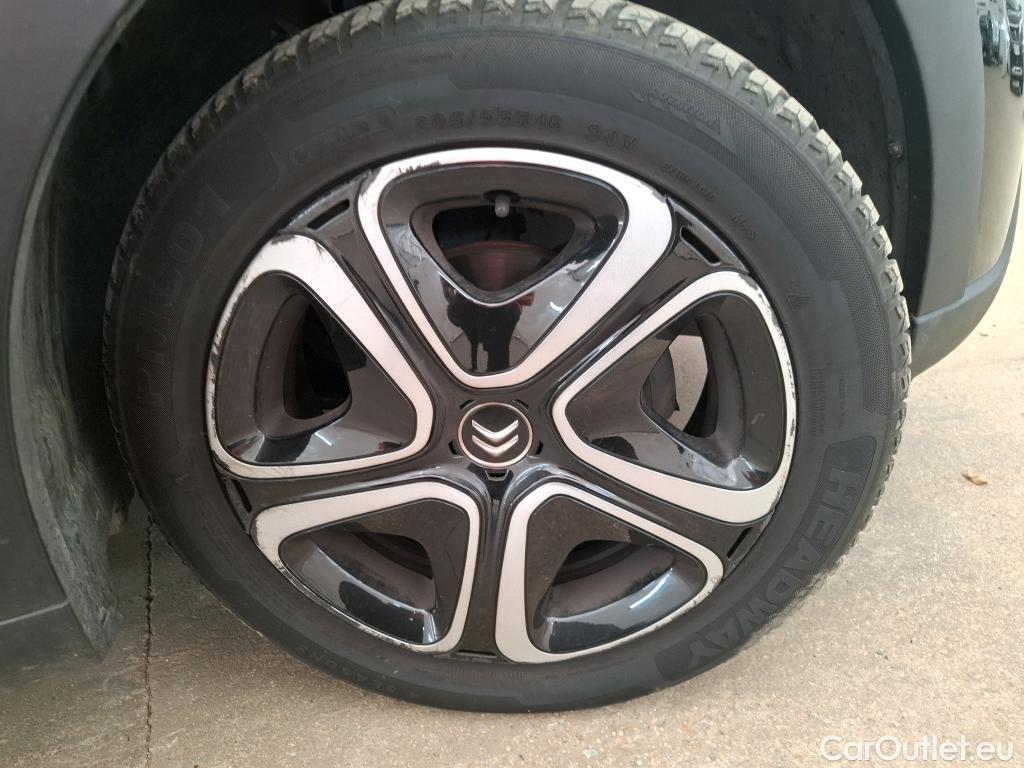  Citroen  C3  Shine 1.2 PureTech 110CV BVA6 E6d #4