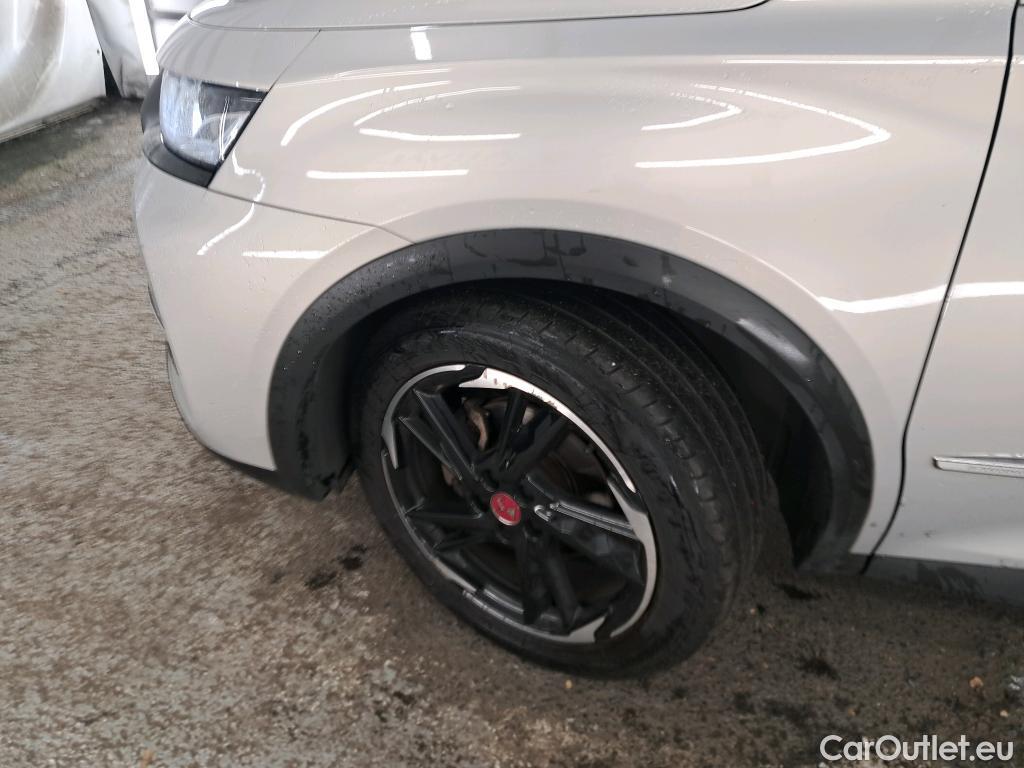  DS  DS7 7 Crossback Performance Line 1.5 BlueHDi 130CV BVA8 E6d #18