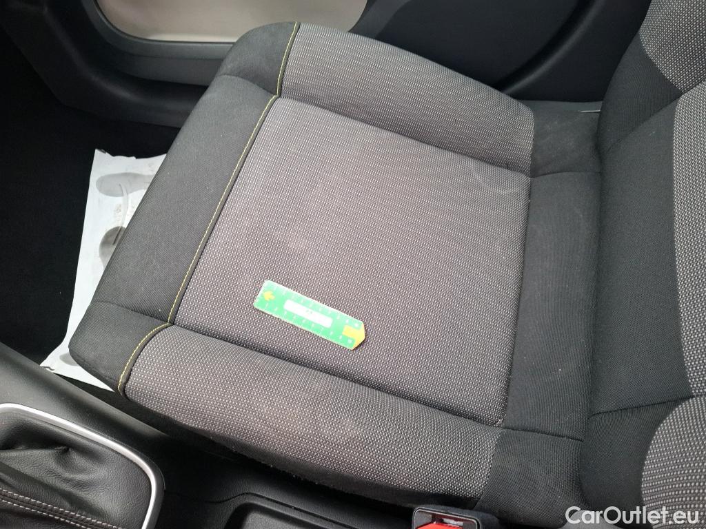  Citroen  C3  Shine 1.2 PureTech 110CV BVA6 E6d #23